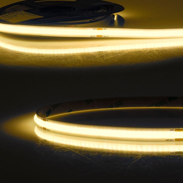 LED Streifen COB Pro, 24V, 8W/Meter, 2700K, 500cm
