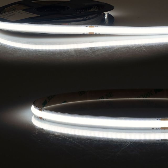 LED Streifen COB Pro, 24V, 8W/Meter, 4000K, 500cm